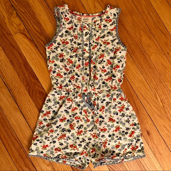 Mini Boden Other - Mini Boden floral romper